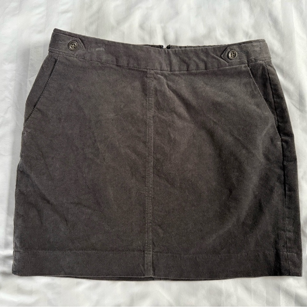 Banana Republic Charcoal Corduroy Mini Skirt Size 4 EUC